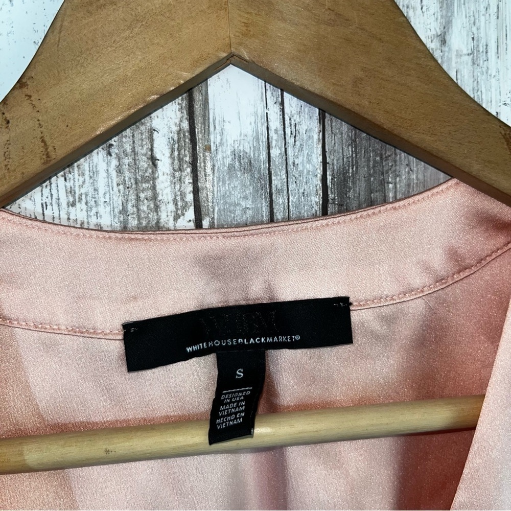White House Black Market Peachy Pink Satin Blouse - Picture 6 of 6